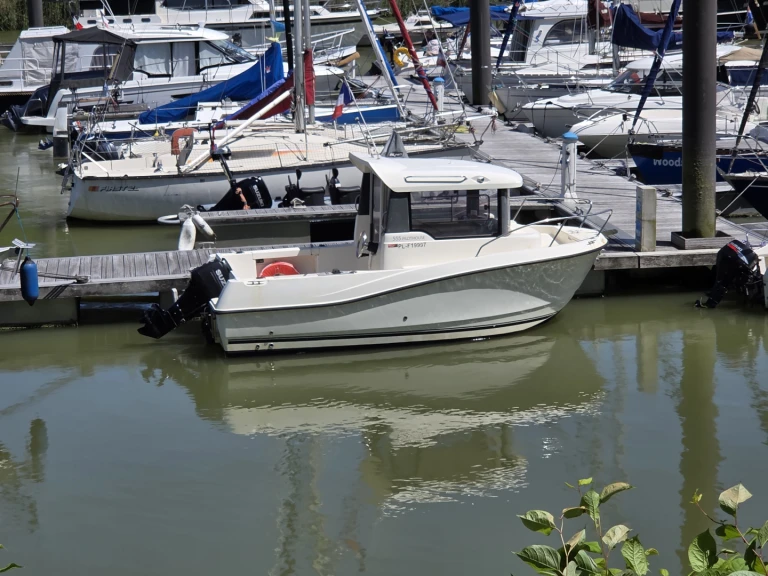 Alquiler de Quicksilver Captur 555 Pilothouse en Saint-Valery-sur-Somme