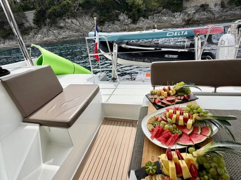 Alquiler de barcos Cannes barato de Lagoon 40