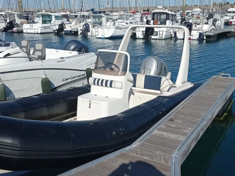 Alquiler Neumática Brunswick-Marine con o sin  título de navegación