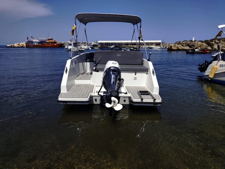 Lancha para alquilar Puerto de Alicante al mejor precio