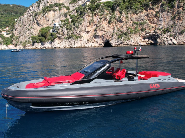 Sacs Rebel 47 Open de alquiler a Beaulieu-sur-Mer