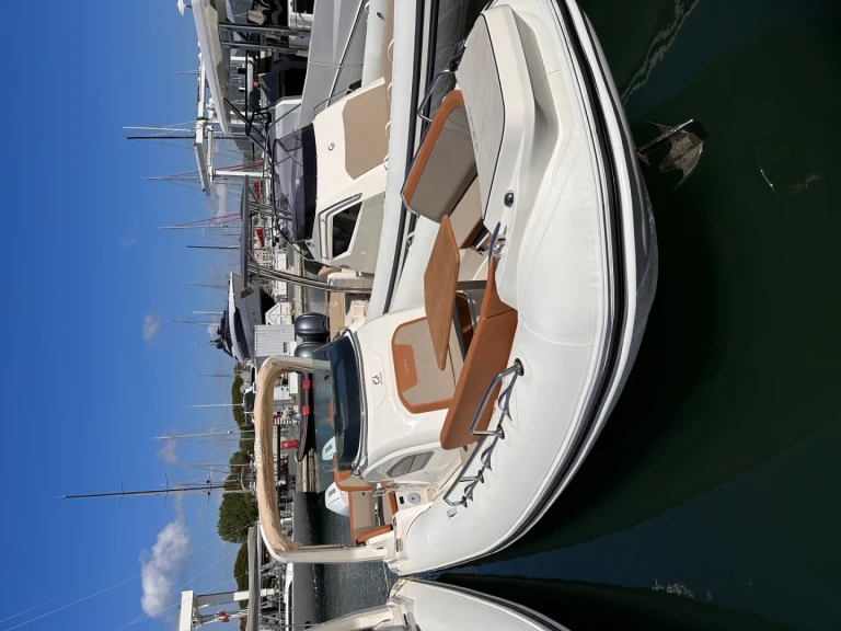 Alquiler de embarcaciones Zodiac Medline 9 enCogolin en Samboat