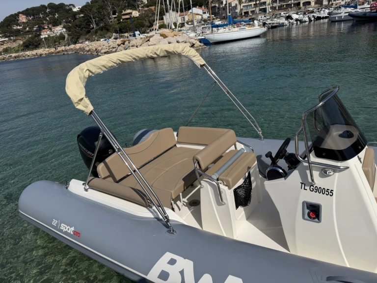 Alquiler de Bwa Sport 22 GT en La Madrague