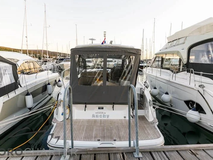 Bavaria Bavaria 33 Sport HT de alquiler a Punat