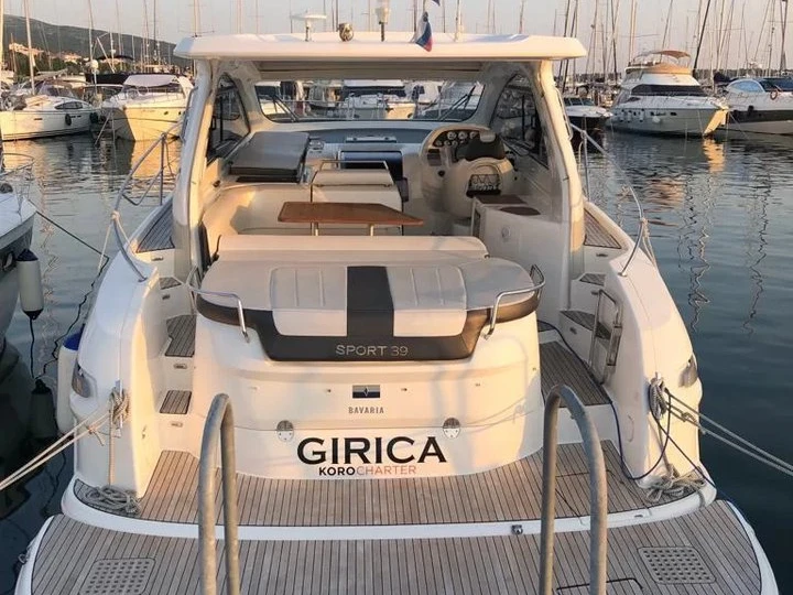 Alquiler de Bavaria Bavaria Sport 39 HT en Punat