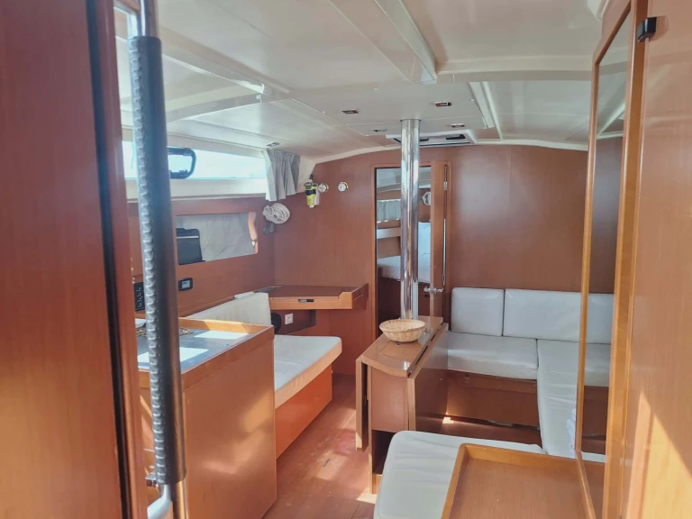 Alquiler Néa Péramos - Bénéteau Oceanis 41.1 en SamBoat
