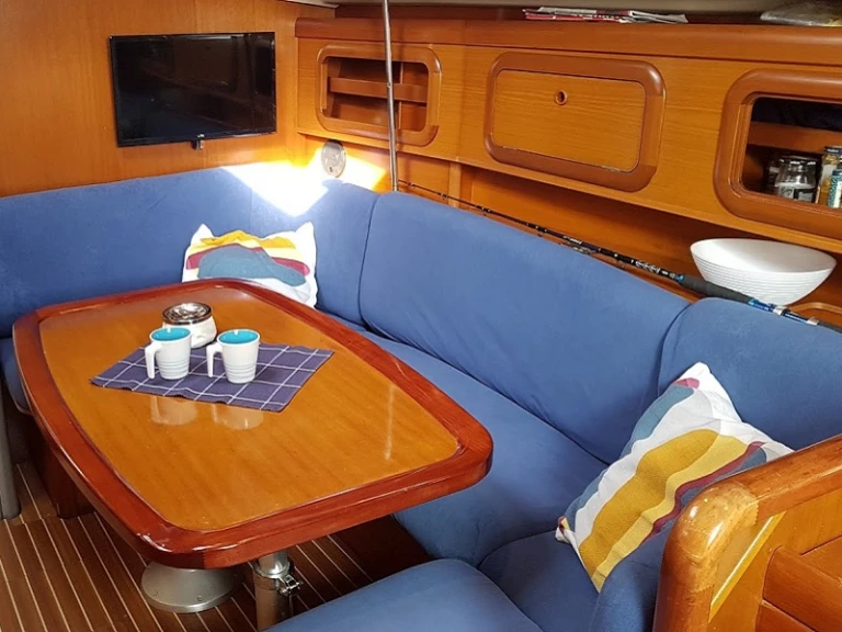 Alquiler de Velero, con o sin patrón Grand Soleil Šibenik
