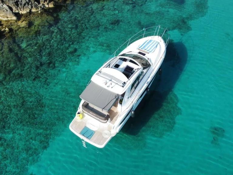 Alquiler Lancha en Punat - Bavaria Bavaria 33 Sport HT