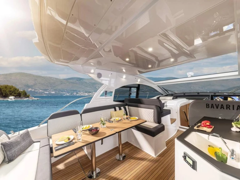 Alquiler de embarcaciones Bavaria Bavaria SR41 enPunat en Samboat