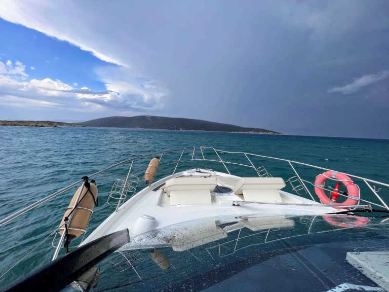 Alquiler de Yate de lujo, con o sin patrón Cranchi Punat