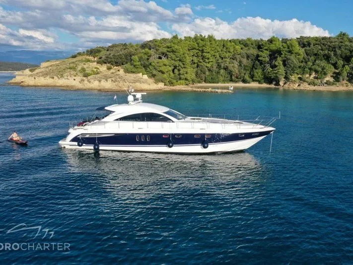 Alquiler de barcos Punat barato de Fairline Targa 62