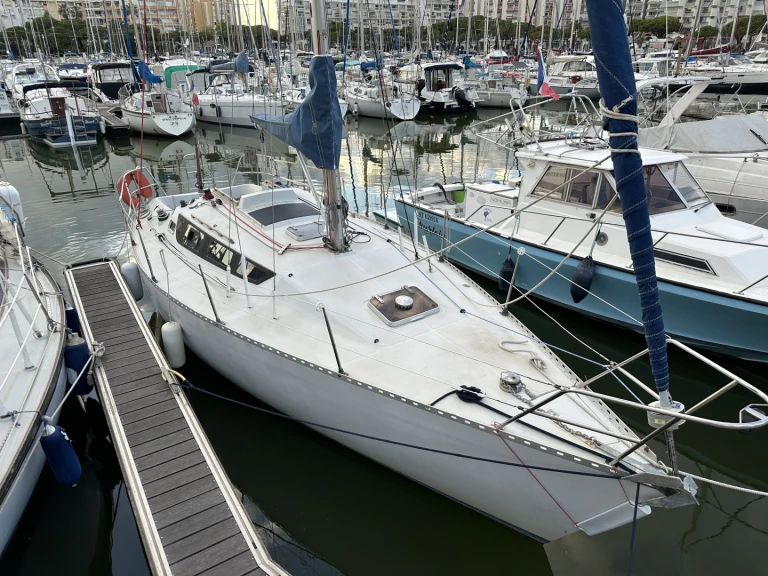 Alquiler de embarcaciones Kirie Feeling 920 enLa Grande-Motte en Samboat