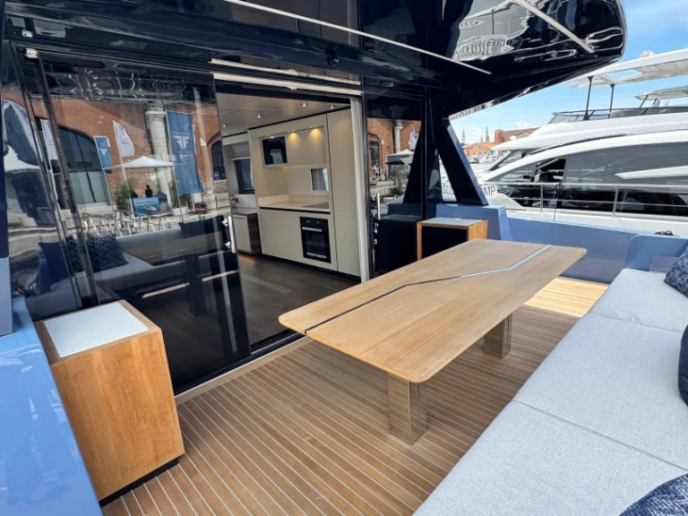 Alquiler de embarcaciones Manda Yachts S07 enPositano en Samboat