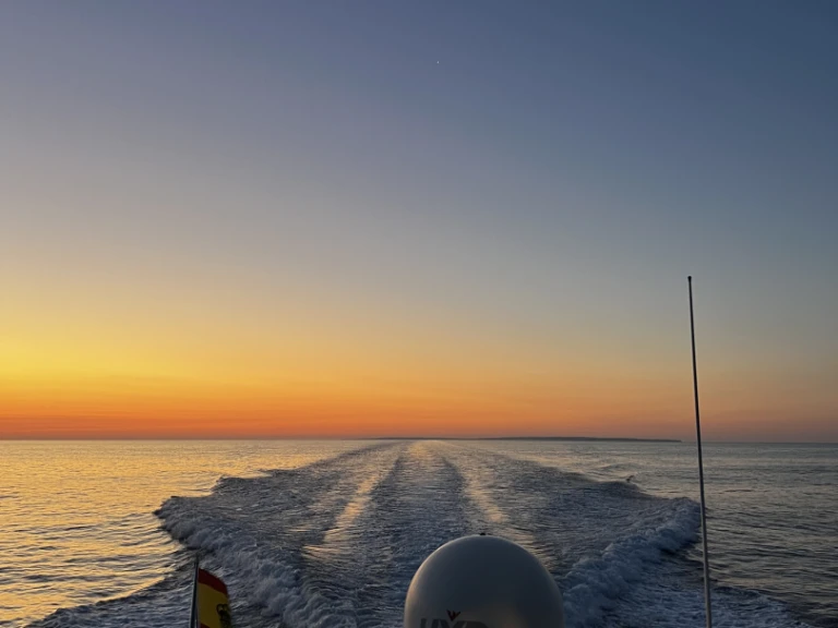 Yate de lujo para alquilar Águilas al mejor precio