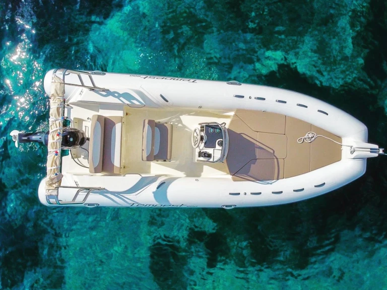 Alquiler de barcos Cannigione barato de Tempest 600