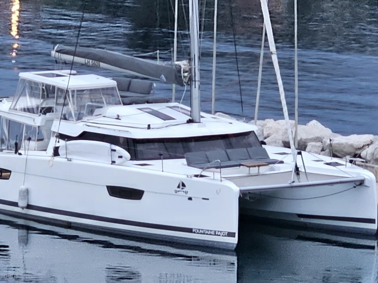 Alquiler de Fountaine Pajot Elba 45 en Naxos (Ciudad)