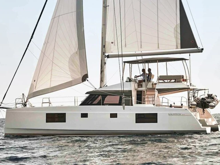Alquiler de barcos Agios Nikolaos barato de Nautitech 46 Fly