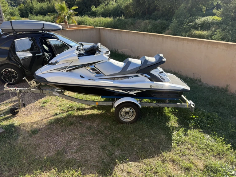 Alquiler de Yamaha Yamaha FX HO en Agay