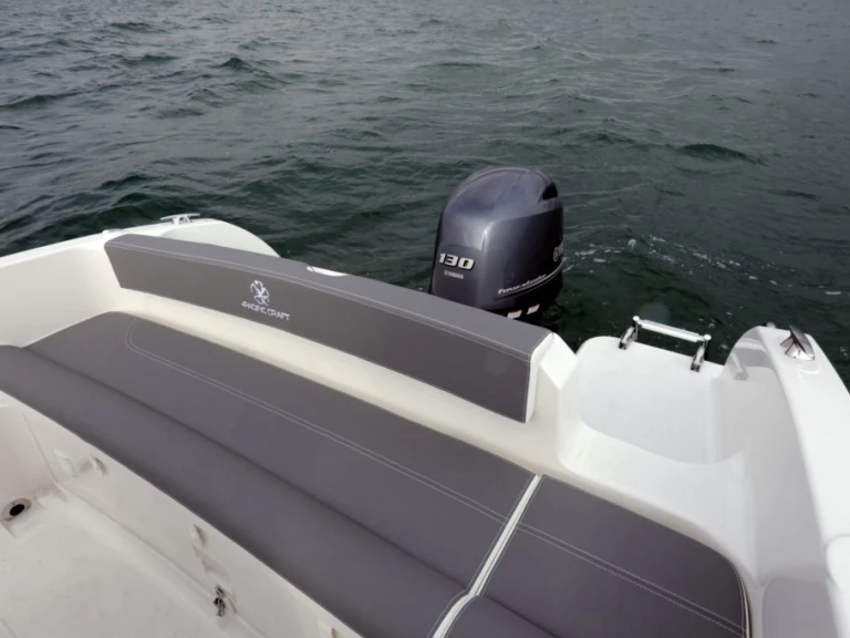 Alquiler de embarcaciones Pacific Craft Pacific Craft 625 Open enClub Náutico can Pastilla en Samboat