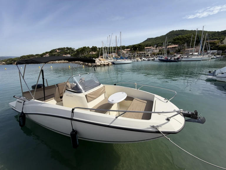 Alquiler La Madrague - Quicksilver Activ 605 Open en SamBoat
