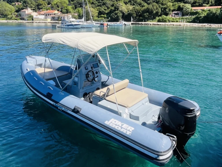 Alquiler de barcos Antibes barato de Coaster 650