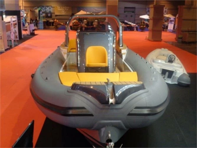 Alquiler de Neumática, con o sin patrón Italboats Hyères