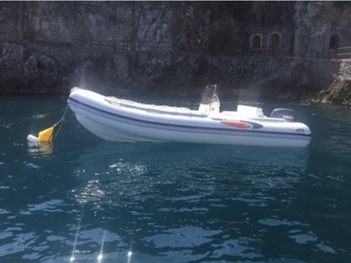 Alquiler de Selva Open Line D 5.7 en Praiano