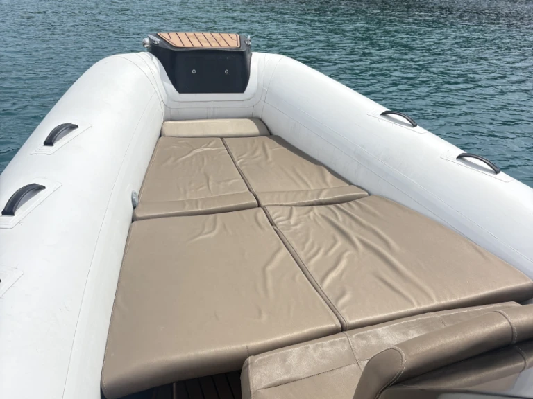 Alquiler de Neumática, con o sin patrón Brig Cavalaire-sur-Mer