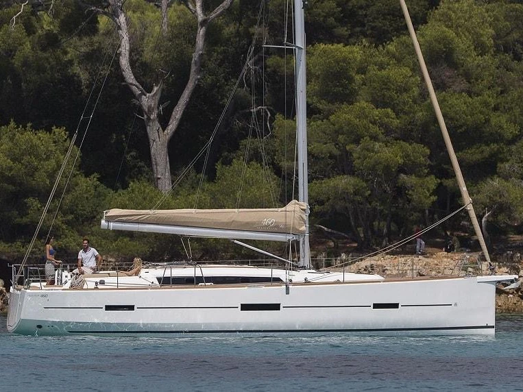 Alquiler de Dufour Dufour 460 Grand Large en Tivat