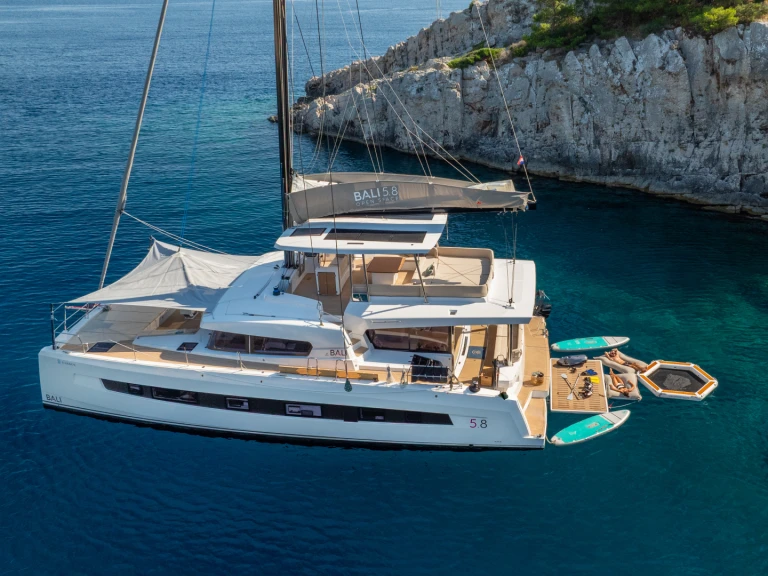 Alquiler de embarcaciones Bali Bali 5.8 enCondado de Zadar en Samboat