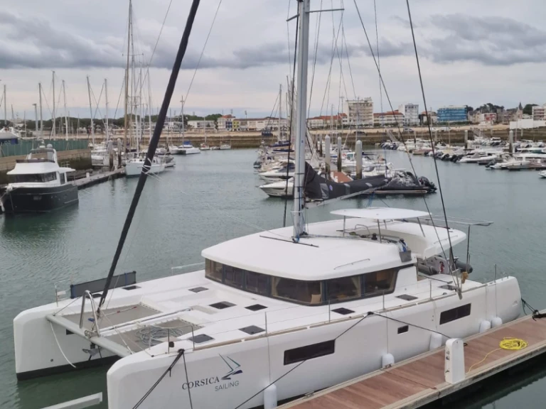 Alquiler de Lagoon Lagoon 52 S en Le Marin