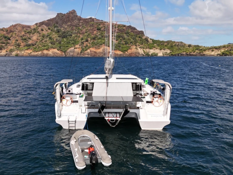 Alquiler de Excess Excess 14 (Owners version) en Papeete