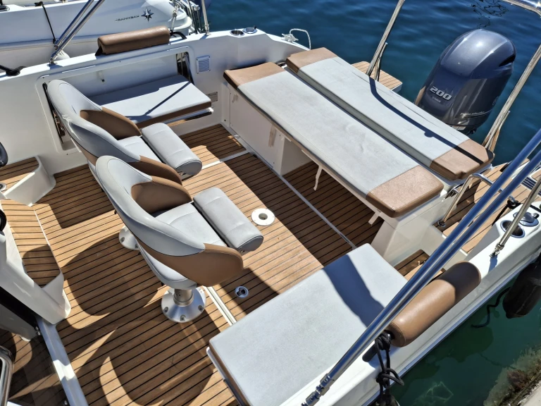 Alquiler de embarcaciones Bénéteau Flyer 7 SUNdeck enMarina de Palamós en Samboat