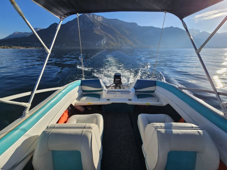 Alquiler de embarcaciones Larson AA160 enAnnecy en Samboat