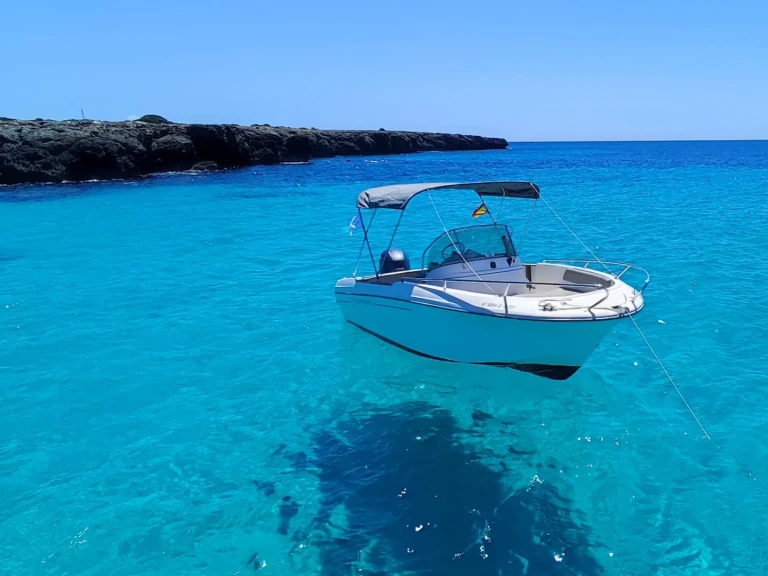 Alquiler Cala en Bosch - Jeanneau Cap Camarat 625 en SamBoat