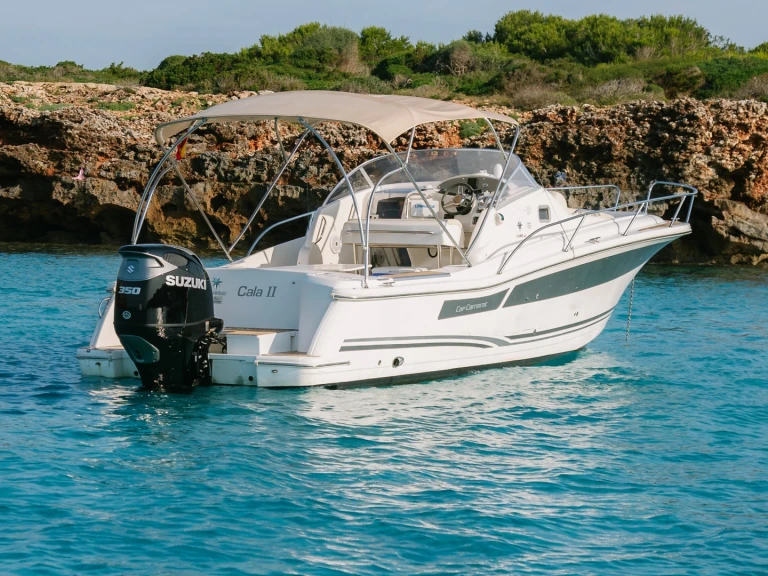 Alquiler de barcos Cala en Bosch barato de Cap Camarat 925 WA