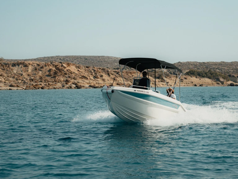 Alquiler de barcos Órmos Makry-Gialoú barato de Azzara 49s