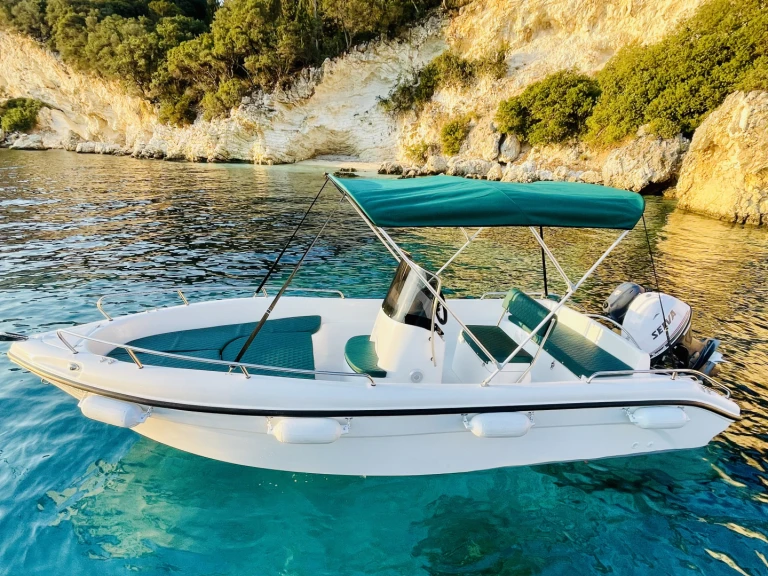 Alquiler de embarcaciones Poseidon BLU WATER 185 enNidrí en Samboat