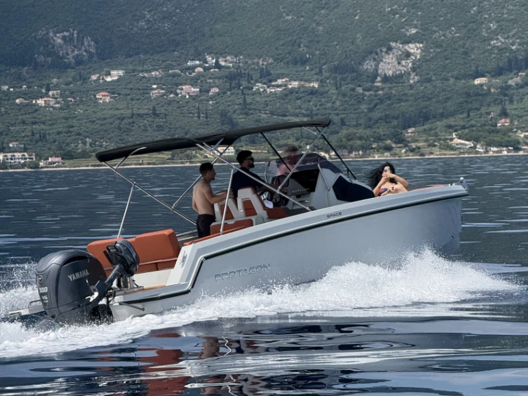 Alquiler de embarcaciones Protagon Space 25 enZante en Samboat