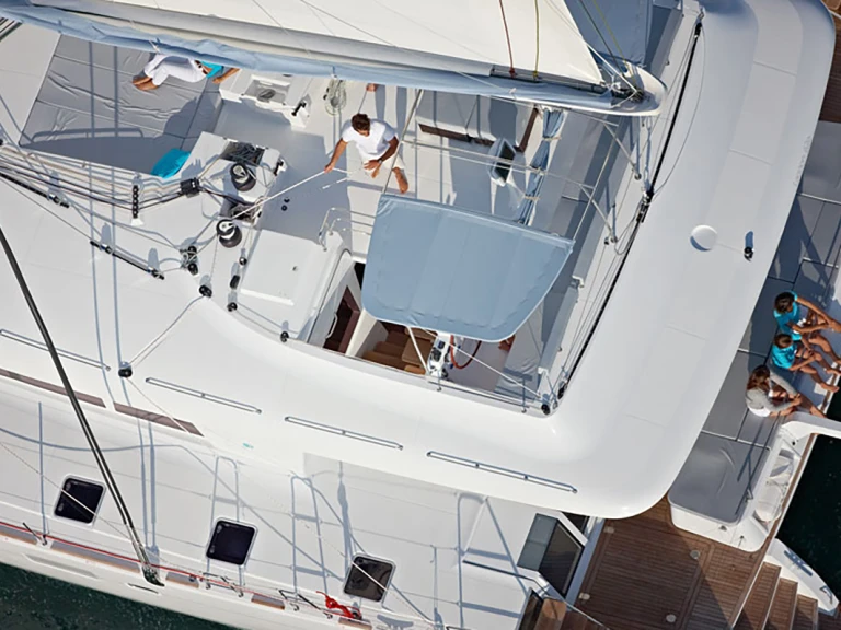 Alquiler Catamarán Lagoon con o sin  título de navegación