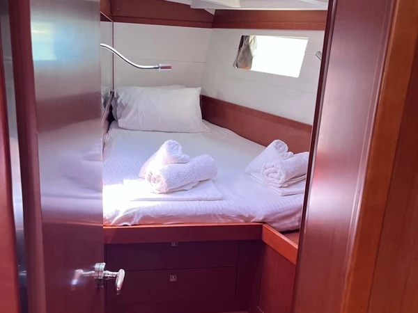 Alquiler de Velero, con o sin patrón Bénéteau Skiathos