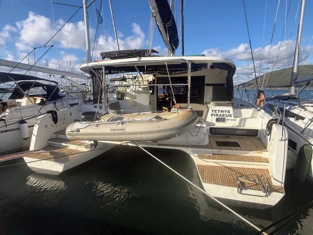 Alquiler Catamarán Lagoon con o sin  título de navegación