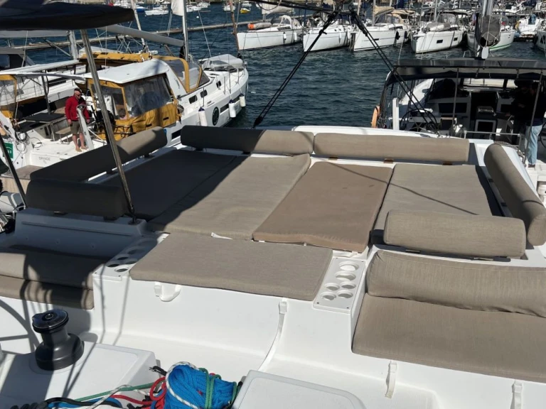 Alquiler Catamarán Bali con o sin  título de navegación