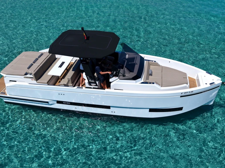 Alquiler de embarcaciones De Antonio D32 enMarina Botafoch en Samboat