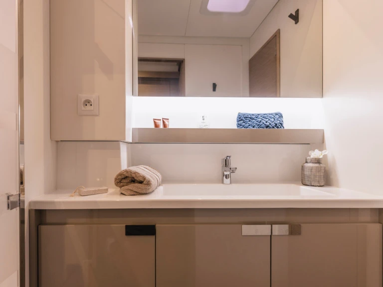 Alquiler de Fountaine Pajot Aura 51 en Sant Antoni de Portmany