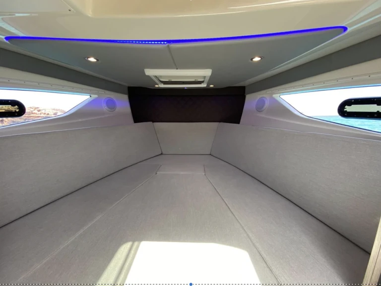Alquiler de Quicksilver Activ 875 Sundeck en Sant Antoni de Portmany