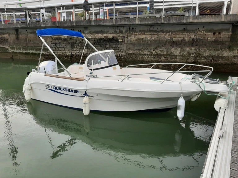 Alquiler de embarcaciones Quicksilver Quicksilver 630 Commander enRoyan en Samboat
