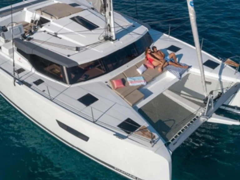 Alquiler de Catamarán, con o sin patrón Fountaine Pajot Atenas