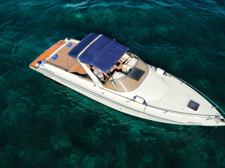 Cranchi Endurance 31 de alquiler a Laganás