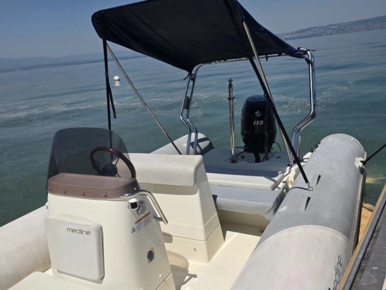 Alquiler Évian-les-Bains - Zodiac Medline 580 en SamBoat